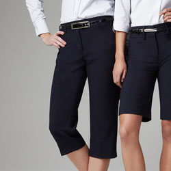 ladies-classic-three-quarter-pants